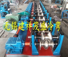 宜興兩波護(hù)欄板成型設(shè)備