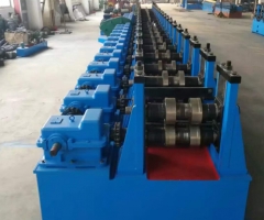 宜興集裝箱活動房型鋼成型機