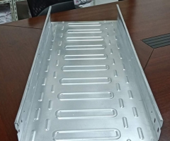 宜興弱電橋架成型設(shè)備