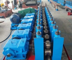 不銹鋼導軌成型機
