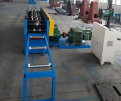 宜興護(hù)欄板矯正機(jī)設(shè)備